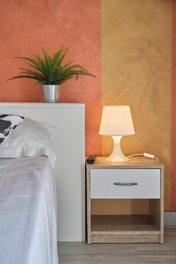 Hotel Vittoria Sirmione Luaran gambar